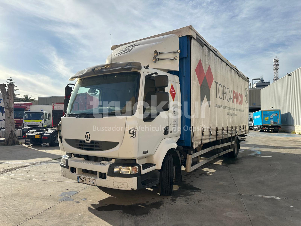 RENAULT 270 16C - Camion cu prelată: Foto 1 RENAULT 270 16C - Camion cu prelată: Foto 1