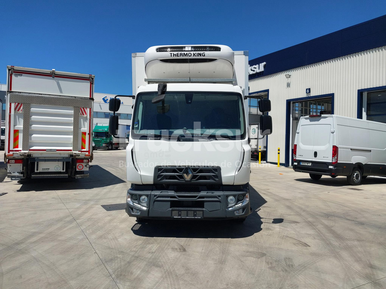 RENAULT D13.240 - Camion frigider: Foto 5 RENAULT D13.240 - Camion frigider: Foto 5