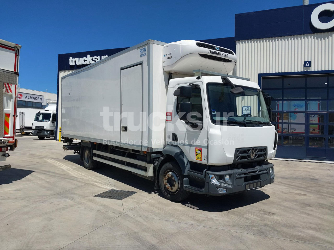 RENAULT D13.240 - Camion frigider: Foto 2 RENAULT D13.240 - Camion frigider: Foto 2