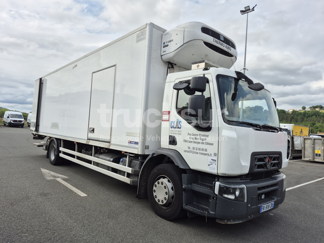 RENAULT D320.18 - Camion frigider: Foto 5 RENAULT D320.18 - Camion frigider: Foto 5