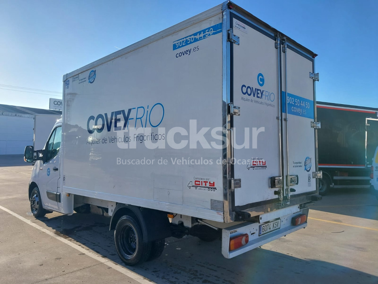 RENAULT MASTER 165.35 - Autoutilitară box: Foto 3 RENAULT MASTER 165.35 - Autoutilitară box: Foto 3