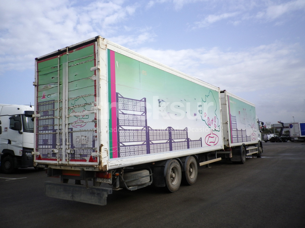 RENAULT PREMIUM 370 DXI REMOLCADOR - Camion furgon: Foto 4 RENAULT PREMIUM 370 DXI REMOLCADOR - Camion furgon: Foto 4