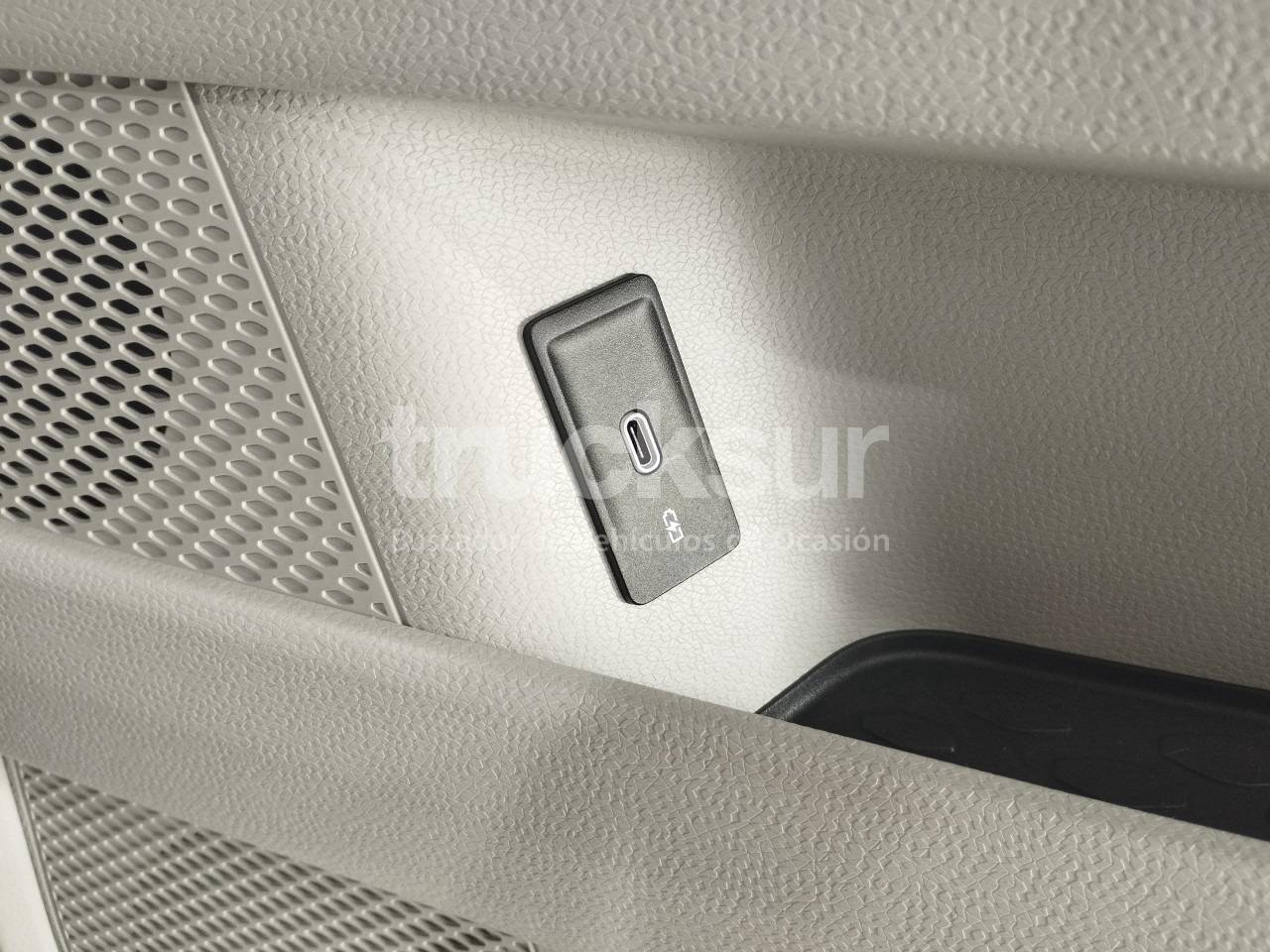 Autoutilitară box VOLKSWAGEN VOLKSWAGEN ID.BUZZ PRO: Foto 11