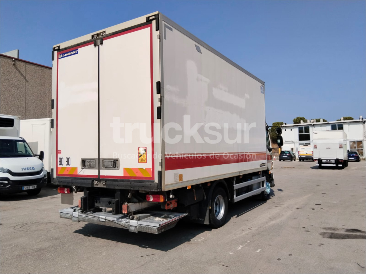 VOLVO FL250.12 - Camion frigider: Foto 4 VOLVO FL250.12 - Camion frigider: Foto 4