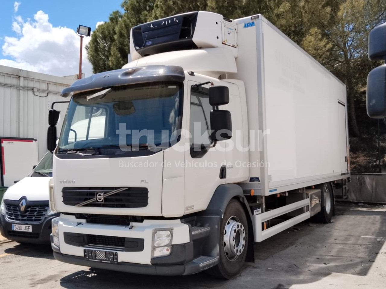 VOLVO FL290 - Camion frigider: Foto 1 VOLVO FL290 - Camion frigider: Foto 1