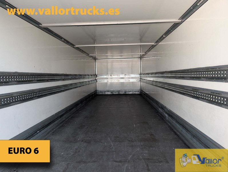 IVECO EUROCARGO 120E25 - Camion furgon: Foto 4 IVECO EUROCARGO 120E25 - Camion furgon: Foto 4