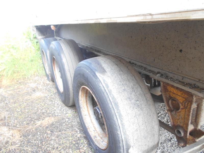 Benalu - Semiremorcă basculantă: Foto 4 Benalu - Semiremorcă basculantă: Foto 4