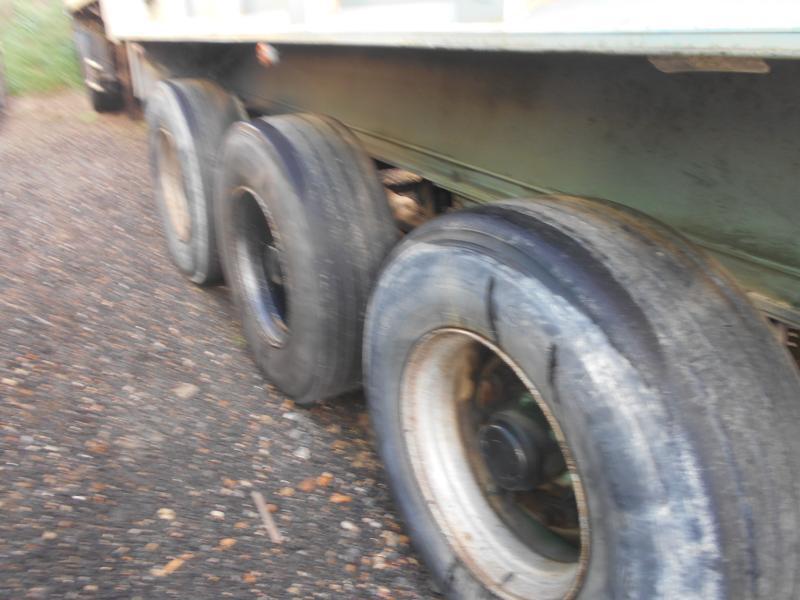 Benalu - Semiremorcă basculantă: Foto 4 Benalu - Semiremorcă basculantă: Foto 4