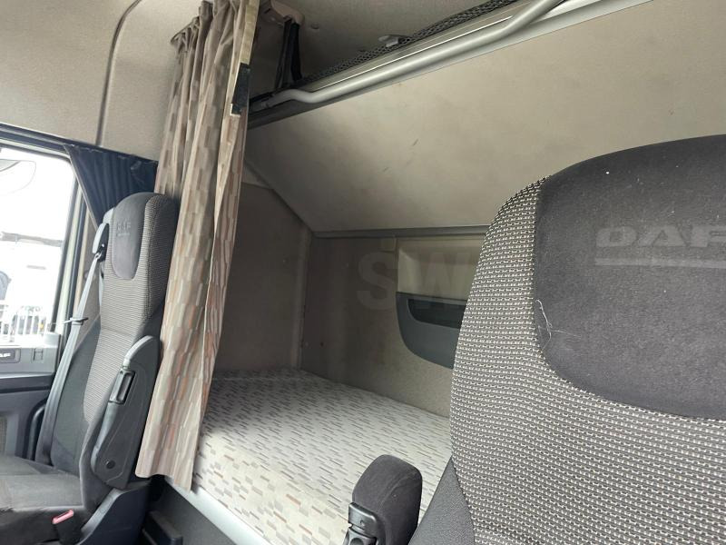 DAF XF460 - Cap tractor: Foto 3 DAF XF460 - Cap tractor: Foto 3