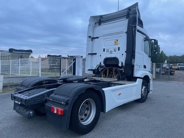 Mercedes Actros 1845 - Cap tractor: Foto 4 Mercedes Actros 1845 - Cap tractor: Foto 4