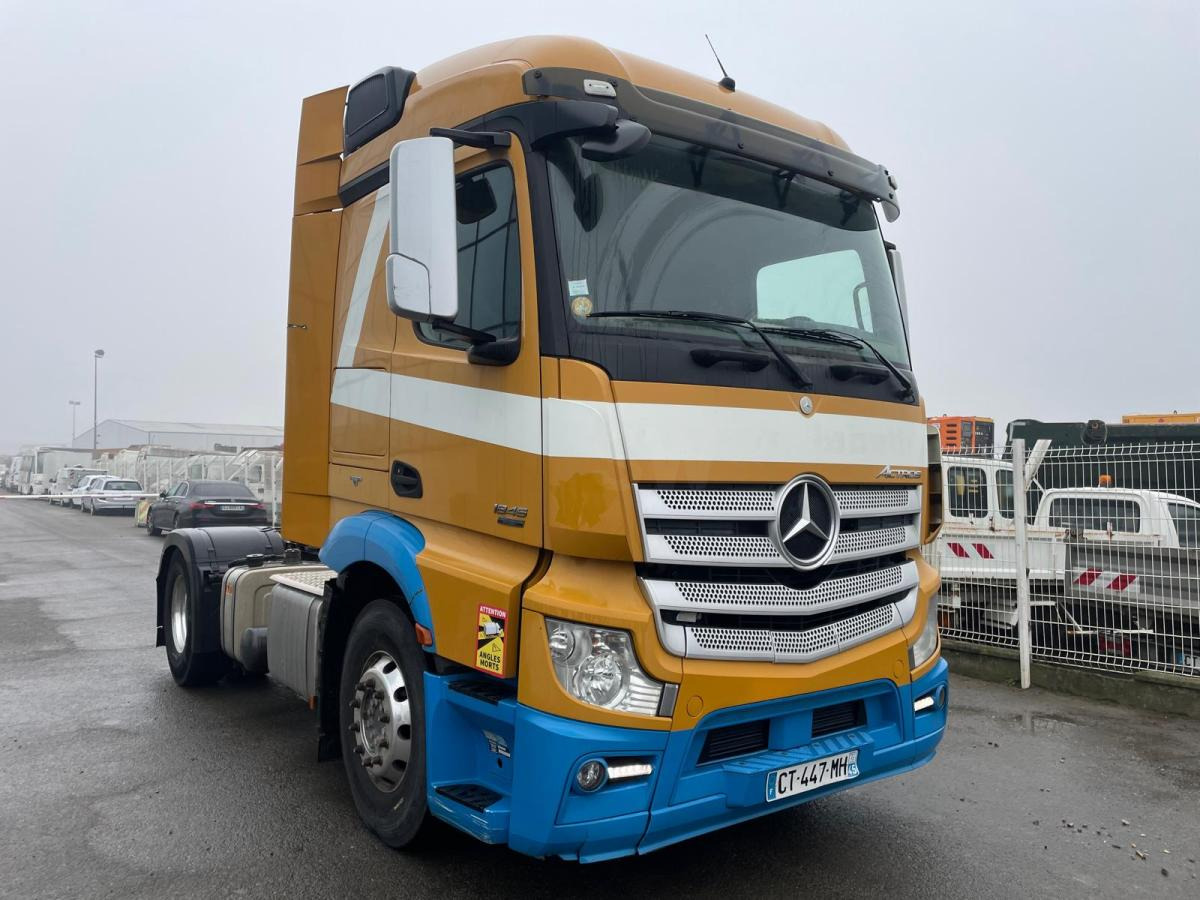 Mercedes Actros 1845 - Cap tractor: Foto 2 Mercedes Actros 1845 - Cap tractor: Foto 2