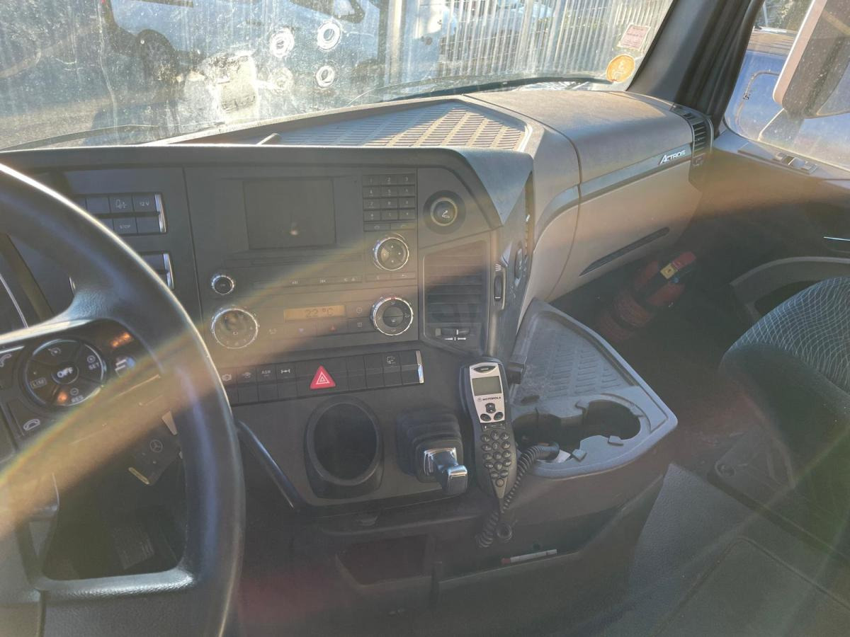 Cap tractor Mercedes Actros 1845: Foto 9 Cap tractor Mercedes Actros 1845: Foto 9