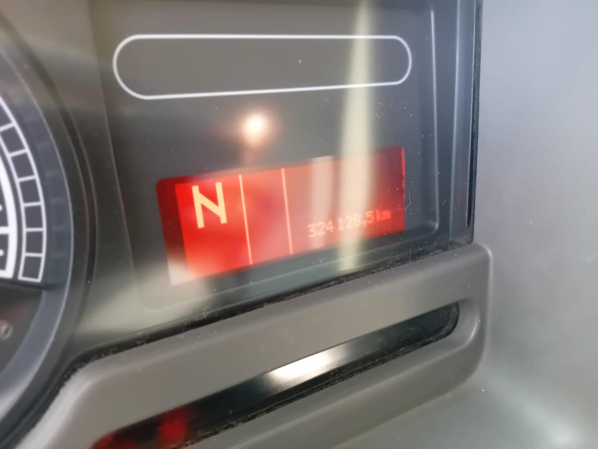 Renault Midlum 190 DXI - Cap tractor: Foto 2 Renault Midlum 190 DXI - Cap tractor: Foto 2