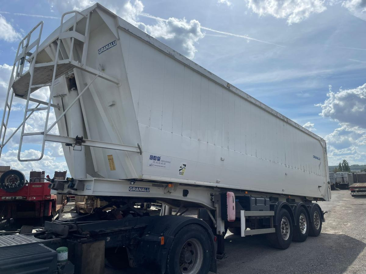 Granalu - Semiremorcă basculantă: Foto 1 Granalu - Semiremorcă basculantă: Foto 1