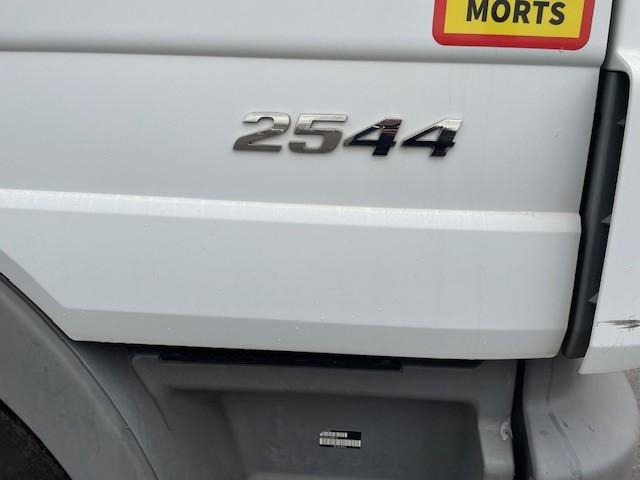 Mercedes Actros 2544 - Camion cu cârlig: Foto 3 Mercedes Actros 2544 - Camion cu cârlig: Foto 3