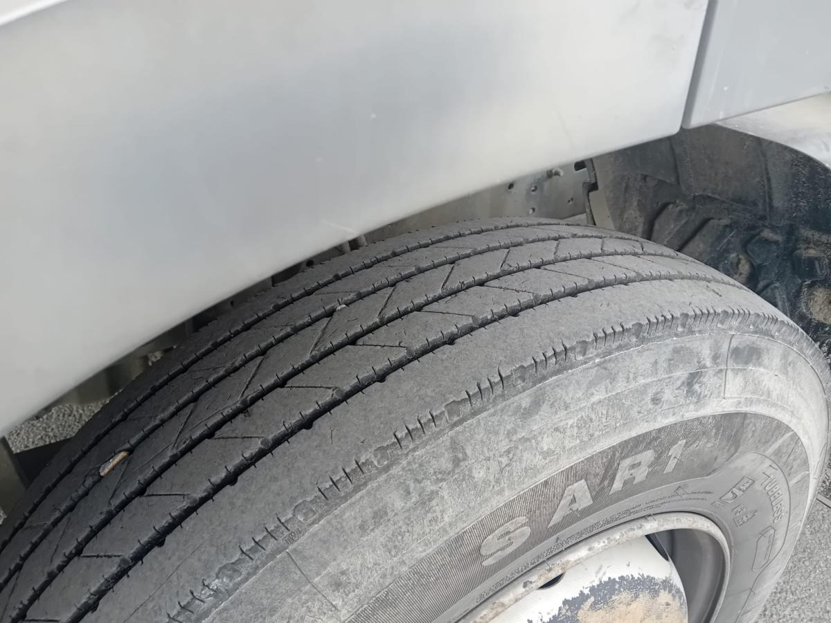 Mercedes Atego 1224 - Camion basculantă: Foto 4 Mercedes Atego 1224 - Camion basculantă: Foto 4