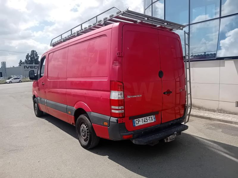 Mercedes Sprinter 209 CDI - Dubă: Foto 2 Mercedes Sprinter 209 CDI - Dubă: Foto 2