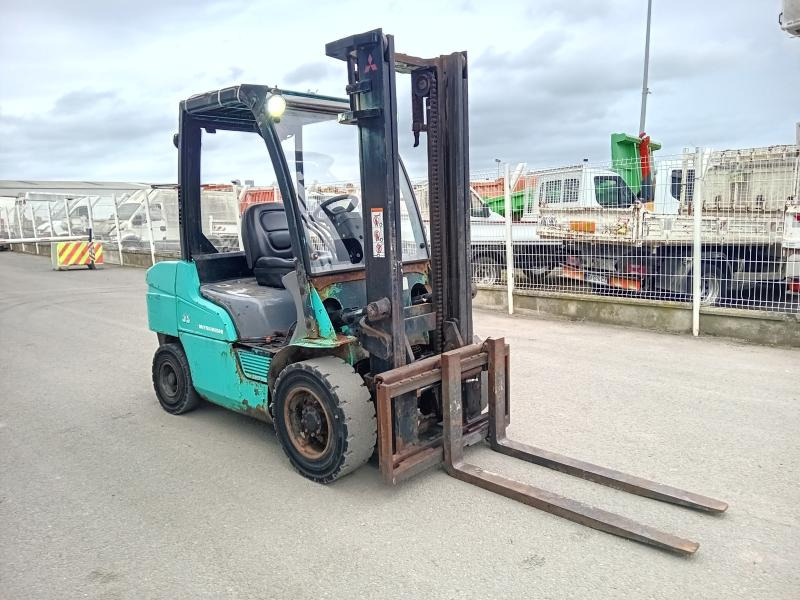 Mitsubishi FD35N - Stivuitor diesel: Foto 4 Mitsubishi FD35N - Stivuitor diesel: Foto 4
