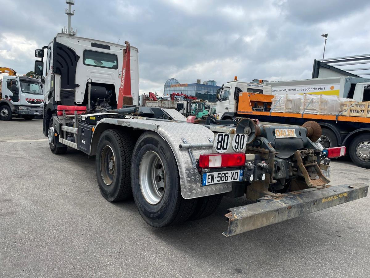 Renault C-Series 480 COMFORT - Camion cu cârlig: Foto 3 Renault C-Series 480 COMFORT - Camion cu cârlig: Foto 3