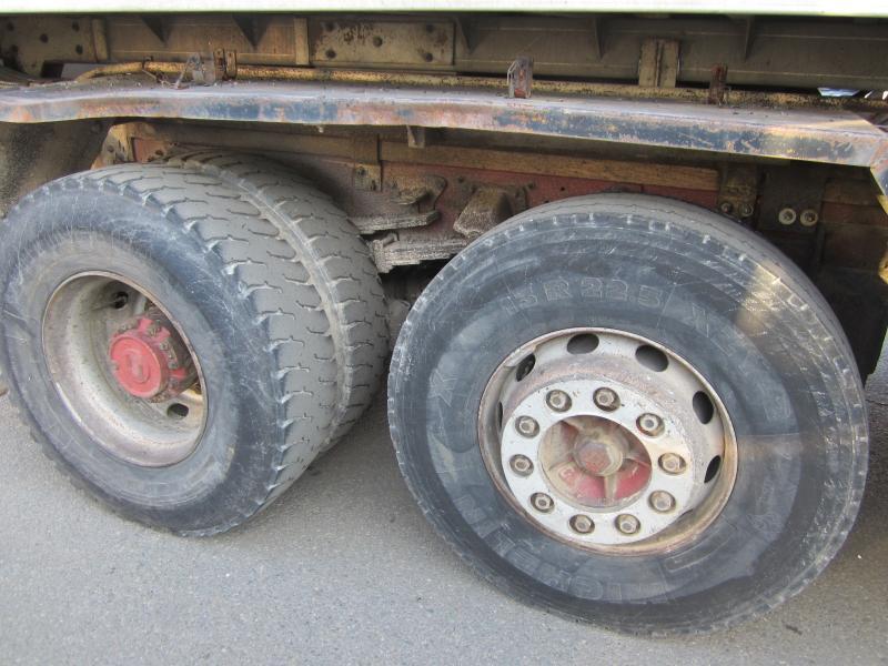 Gudronator Renault G 300: Foto 8 Gudronator Renault G 300: Foto 8