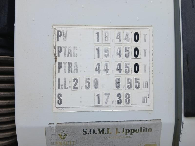 Renault Kerax 320 DCI - Camion basculantă: Foto 4 Renault Kerax 320 DCI - Camion basculantă: Foto 4