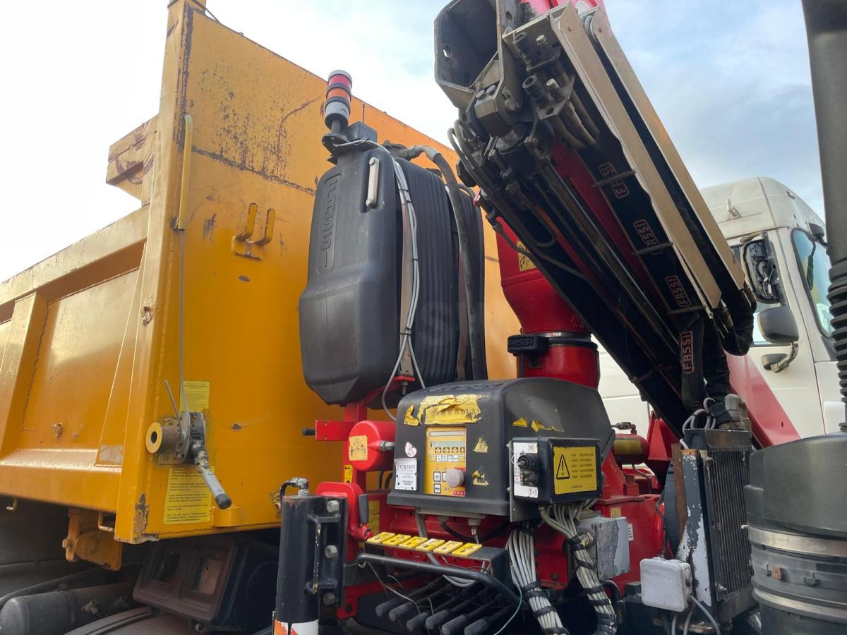 Renault Kerax 370 DCI - Camion basculantă: Foto 3 Renault Kerax 370 DCI - Camion basculantă: Foto 3