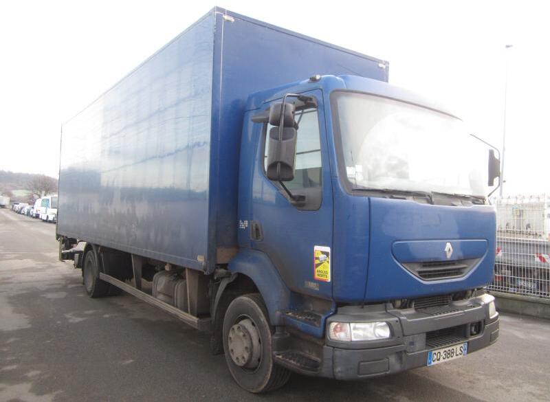 Renault Midlum 180.13 Dci - Camion furgon: Foto 2 Renault Midlum 180.13 Dci - Camion furgon: Foto 2