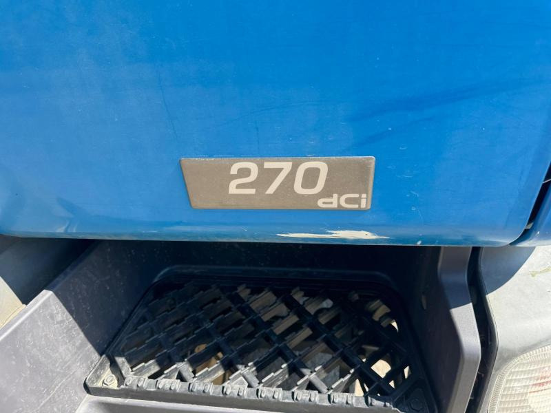 Renault Premium 270 DCI - Camion cisternă: Foto 4 Renault Premium 270 DCI - Camion cisternă: Foto 4