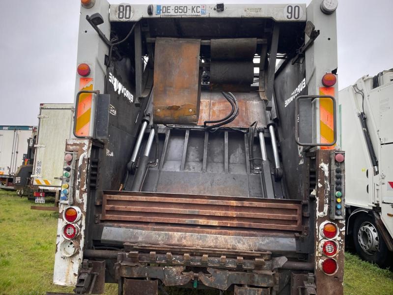 Renault Premium 280.19 DXI - Autogunoiere: Foto 5 Renault Premium 280.19 DXI - Autogunoiere: Foto 5