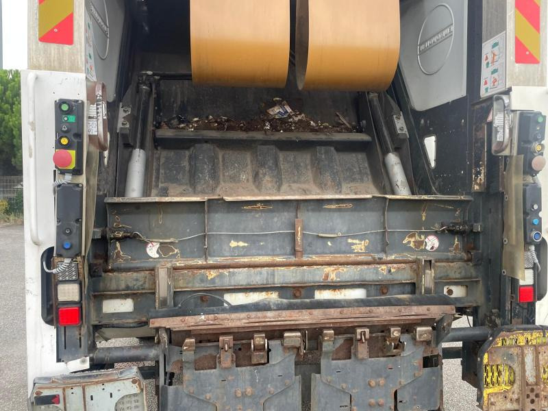 Renault Premium 310 DXI - Autogunoiere: Foto 3 Renault Premium 310 DXI - Autogunoiere: Foto 3