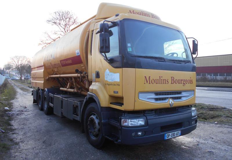 Renault Premium 420 DCI - Camion cisternă: Foto 2 Renault Premium 420 DCI - Camion cisternă: Foto 2