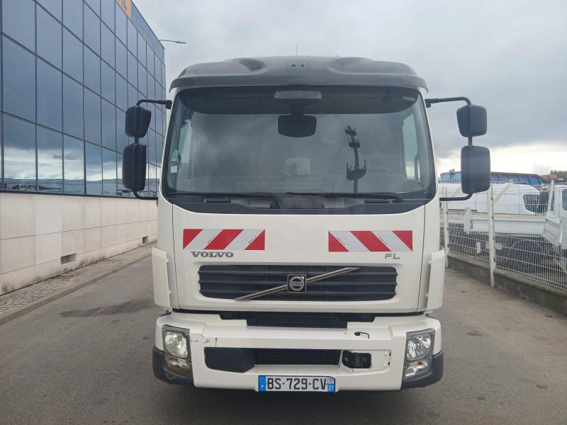 Volvo FL 260 - Camion şasiu: Foto 2 Volvo FL 260 - Camion şasiu: Foto 2