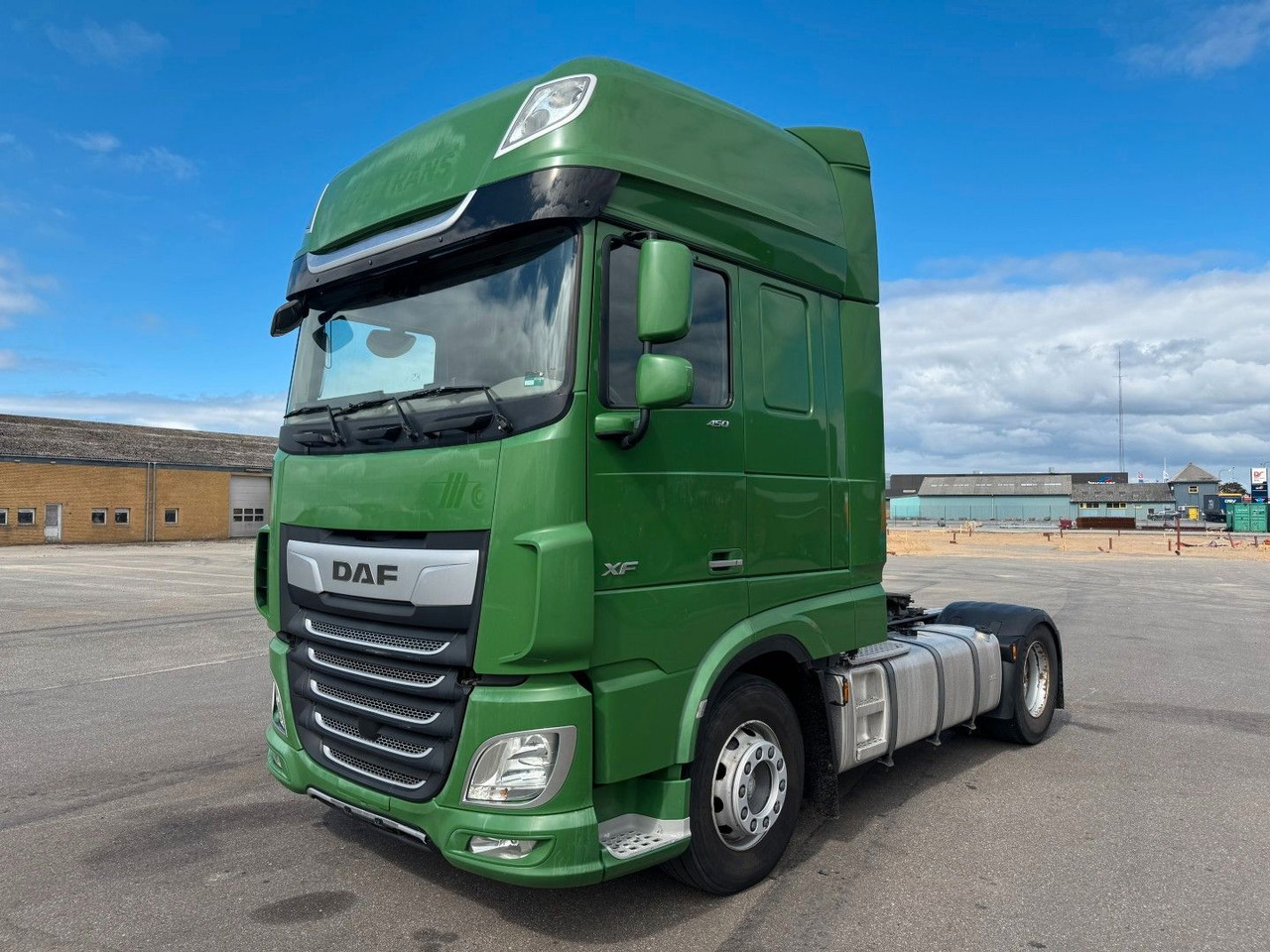 DAF XF 450 4x2 SSC Euro 6 - Cap tractor: Foto 1 DAF XF 450 4x2 SSC Euro 6 - Cap tractor: Foto 1