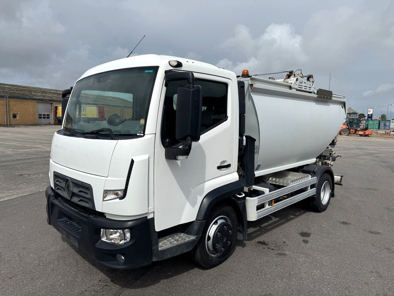 Renault D7.5 180 4x2 Semat/Techno Azimut 8 m3 Garbage - Autogunoiere: Foto 1 Renault D7.5 180 4x2 Semat/Techno Azimut 8 m3 Garbage - Autogunoiere: Foto 1