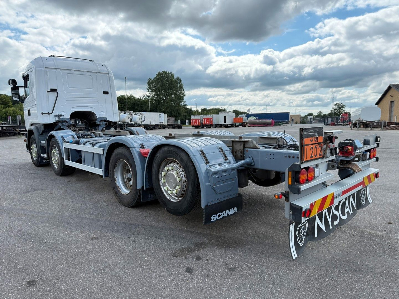 Scania G450 8x2*6 ADR Chassis / Fahrgestell / Euro 6 - Camion şasiu: Foto 4 Scania G450 8x2*6 ADR Chassis / Fahrgestell / Euro 6 - Camion şasiu: Foto 4