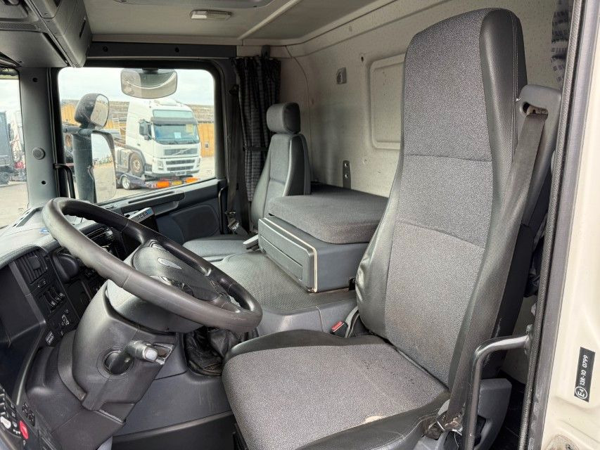 Scania P380 LB 6x24 Hvidtved Larsen FlexLine 310 - Maşină pentru vidanjări: Foto 5 Scania P380 LB 6x24 Hvidtved Larsen FlexLine 310 - Maşină pentru vidanjări: Foto 5