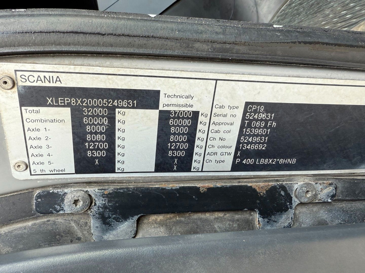 Camion cisternă Scania P400 8x2*6 HMK Bilcon 24.000 l. ADR Euro 5: Foto 18 Camion cisternă Scania P400 8x2*6 HMK Bilcon 24.000 l. ADR Euro 5: Foto 18