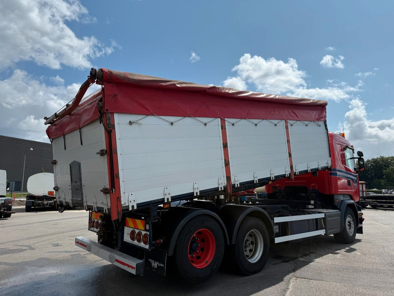 Scania R580 V8 6x2 Highline Euro 6 / Tipper / Kipper - Camion basculantă: Foto 3 Scania R580 V8 6x2 Highline Euro 6 / Tipper / Kipper - Camion basculantă: Foto 3