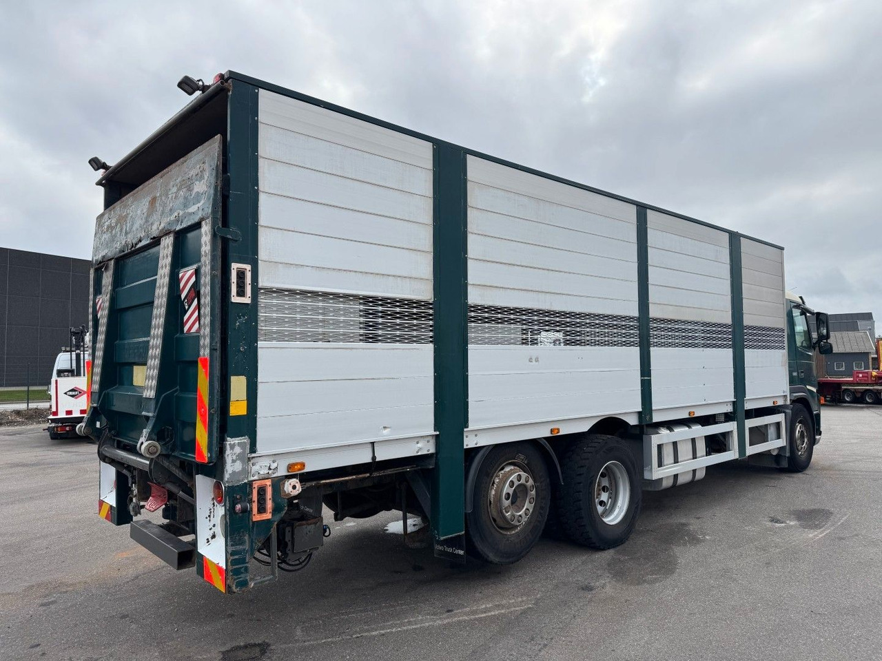 Volvo FM9 380 6x2*4 Tiertransporter / Livestock - Camion transport cai: Foto 3 Volvo FM9 380 6x2*4 Tiertransporter / Livestock - Camion transport cai: Foto 3
