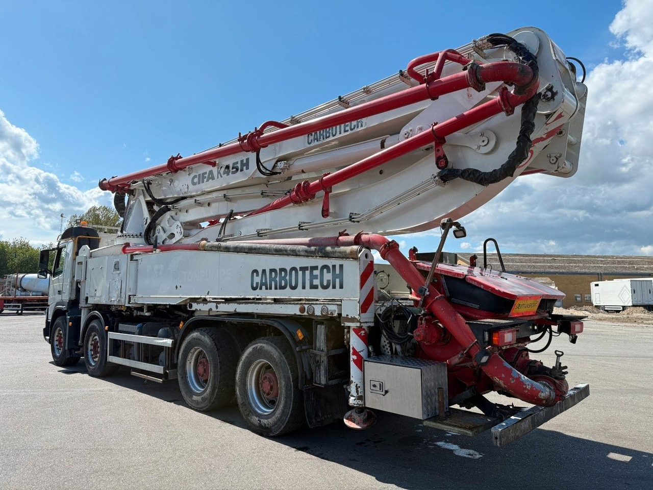 Volvo FMX460 8x4 CIFA K45H Concrete pump Euro 5 - Autopompă de beton: Foto 4 Volvo FMX460 8x4 CIFA K45H Concrete pump Euro 5 - Autopompă de beton: Foto 4
