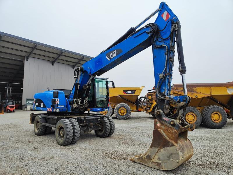 Caterpillar M322D VAH - Excavator pe roţi: Foto 3 Caterpillar M322D VAH - Excavator pe roţi: Foto 3