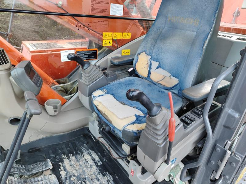 Hitachi ZX470LCH-3 - Excavator pe şenile: Foto 5 Hitachi ZX470LCH-3 - Excavator pe şenile: Foto 5