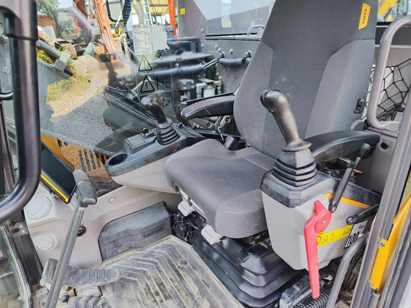 Volvo ECR145EL - Excavator pe şenile: Foto 5 Volvo ECR145EL - Excavator pe şenile: Foto 5