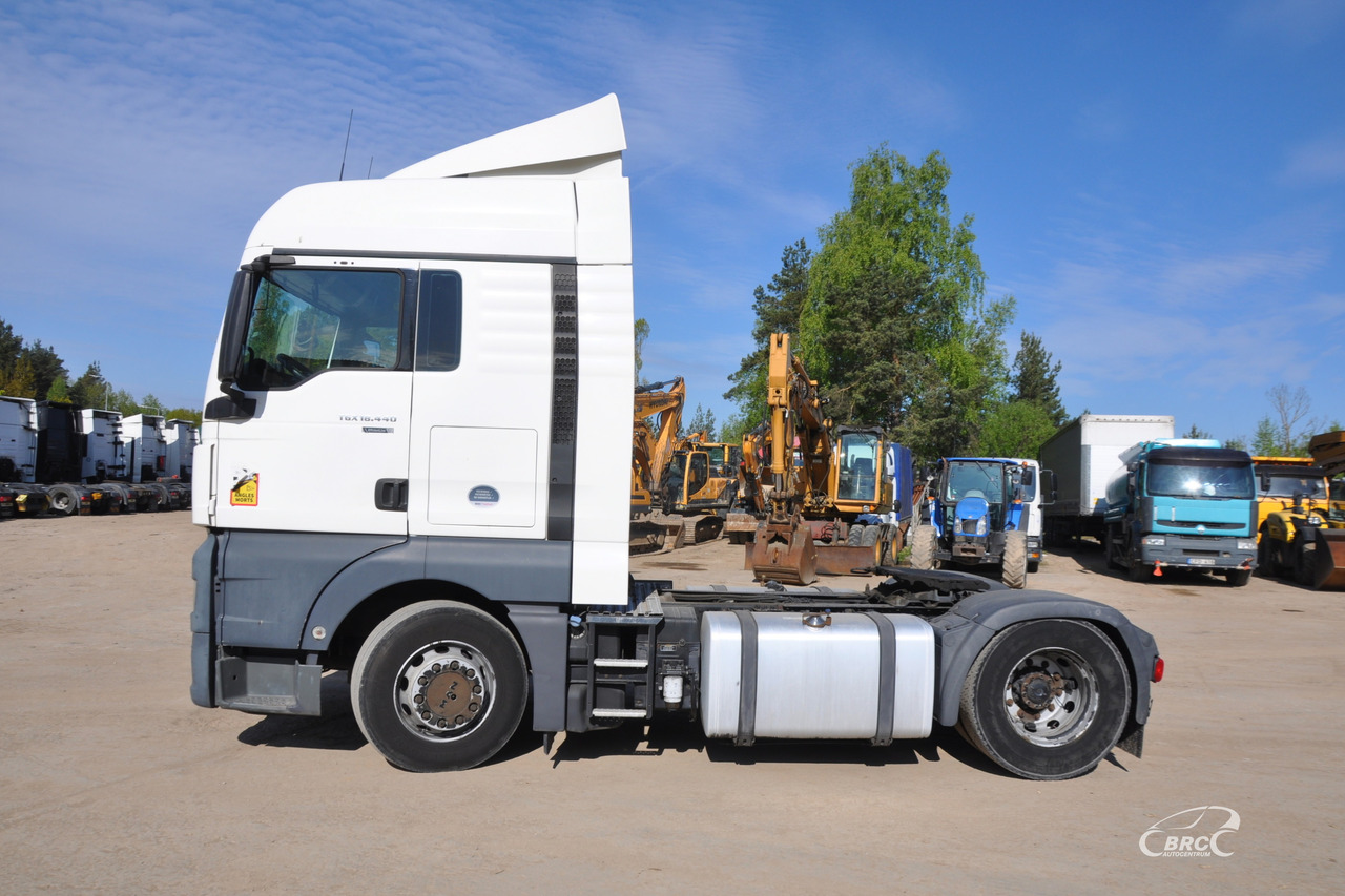MAN TGX 18.440 - Cap tractor: Foto 3 MAN TGX 18.440 - Cap tractor: Foto 3