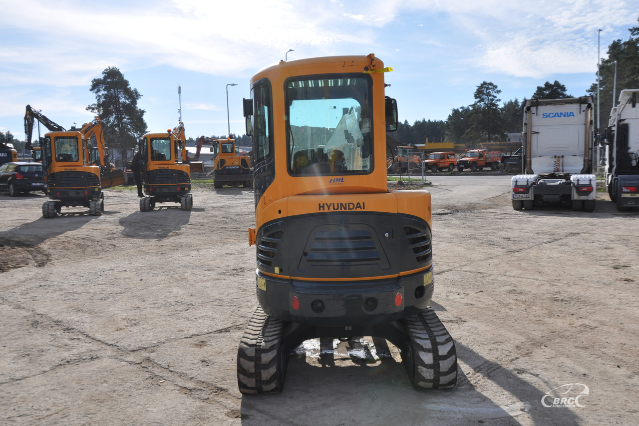 Hyundai R30Z-9AK - Mini excavator: Foto 5 Hyundai R30Z-9AK - Mini excavator: Foto 5