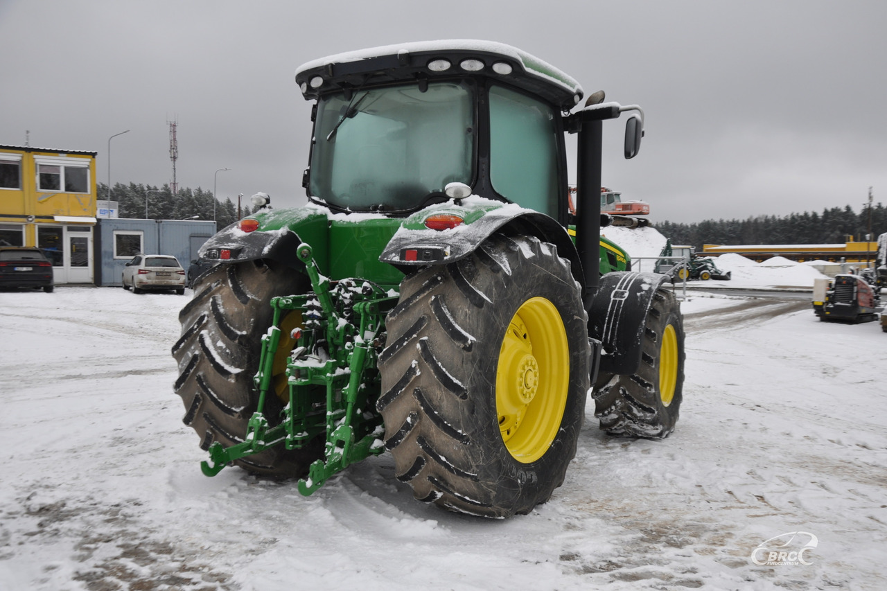 John Deere 8245R - Tractor agricol: Foto 5 John Deere 8245R - Tractor agricol: Foto 5