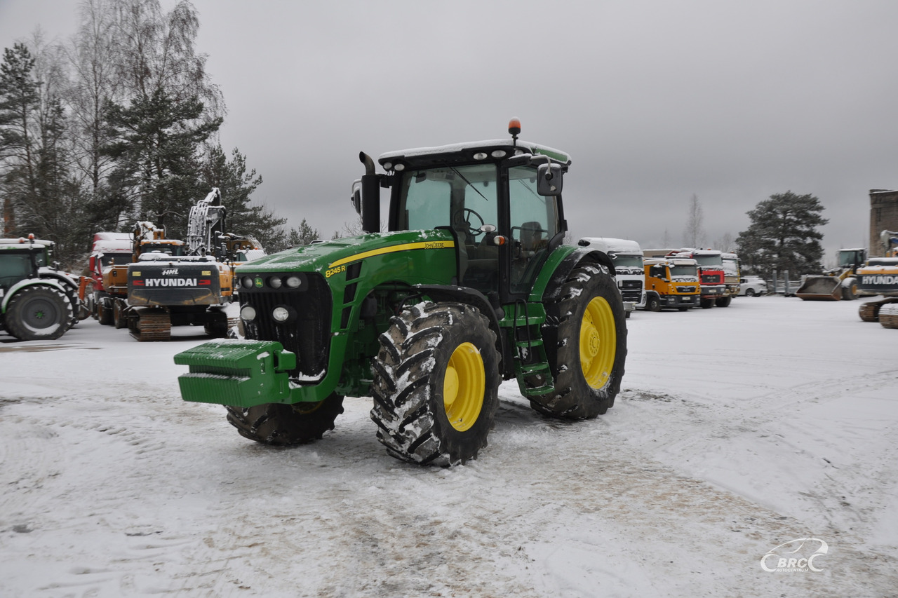 John Deere 8245R - Tractor agricol: Foto 1 John Deere 8245R - Tractor agricol: Foto 1