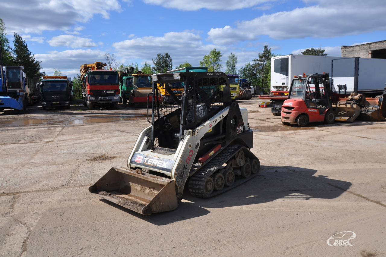 Terex PT30A - Mini încărcător: Foto 1 Terex PT30A - Mini încărcător: Foto 1