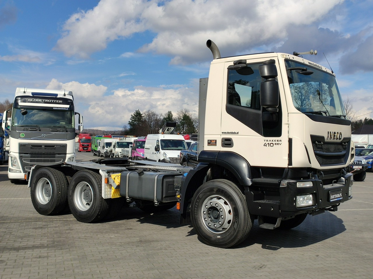 Iveco Trakker 26.410 6x4 Manual Mały Przebieg tylko-46000km - Cap tractor: Foto 5 Iveco Trakker 26.410 6x4 Manual Mały Przebieg tylko-46000km - Cap tractor: Foto 5