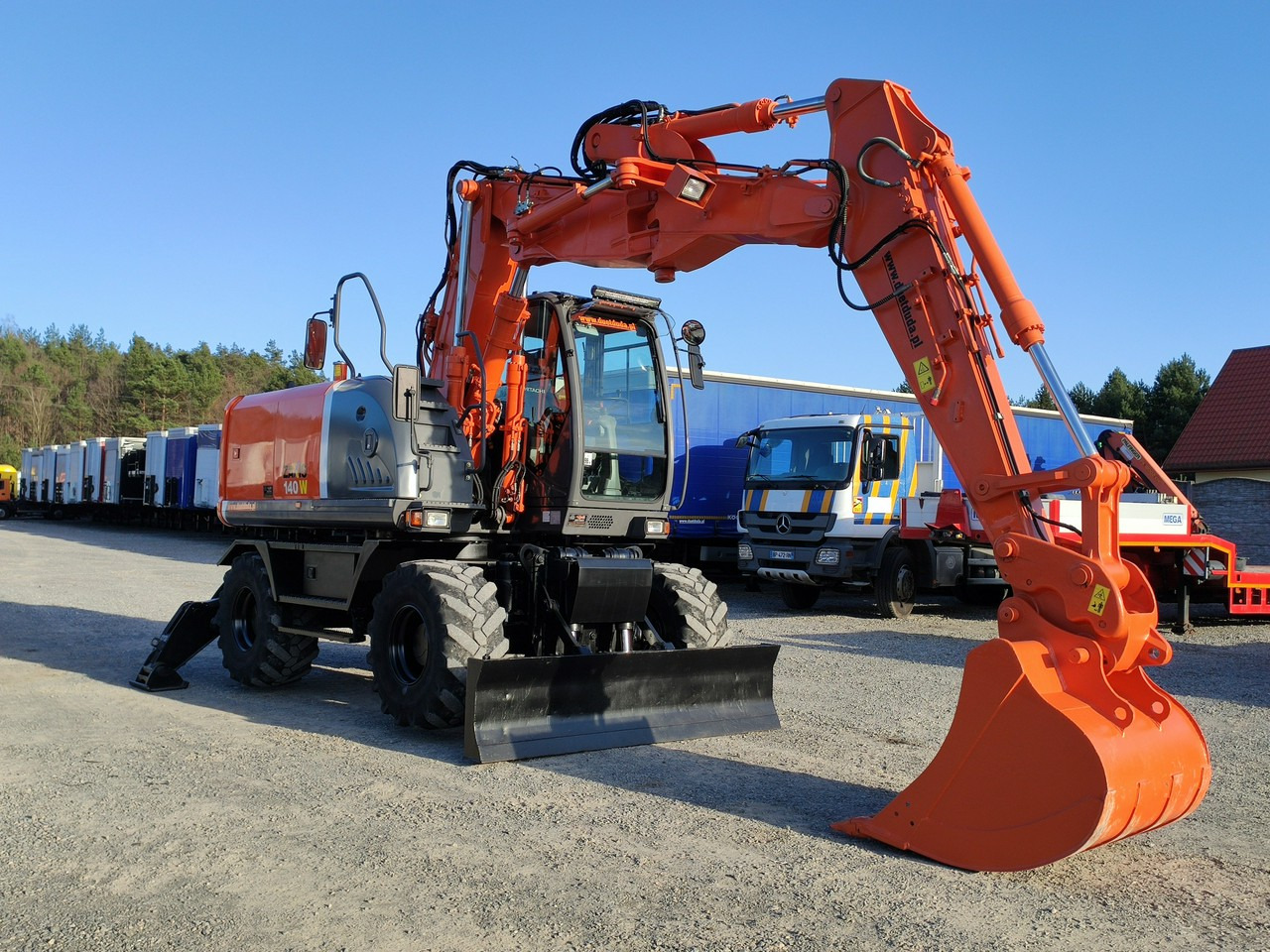 Hitachi ZX140 Koparka Kołowa - Excavator pe roţi: Foto 2 Hitachi ZX140 Koparka Kołowa - Excavator pe roţi: Foto 2